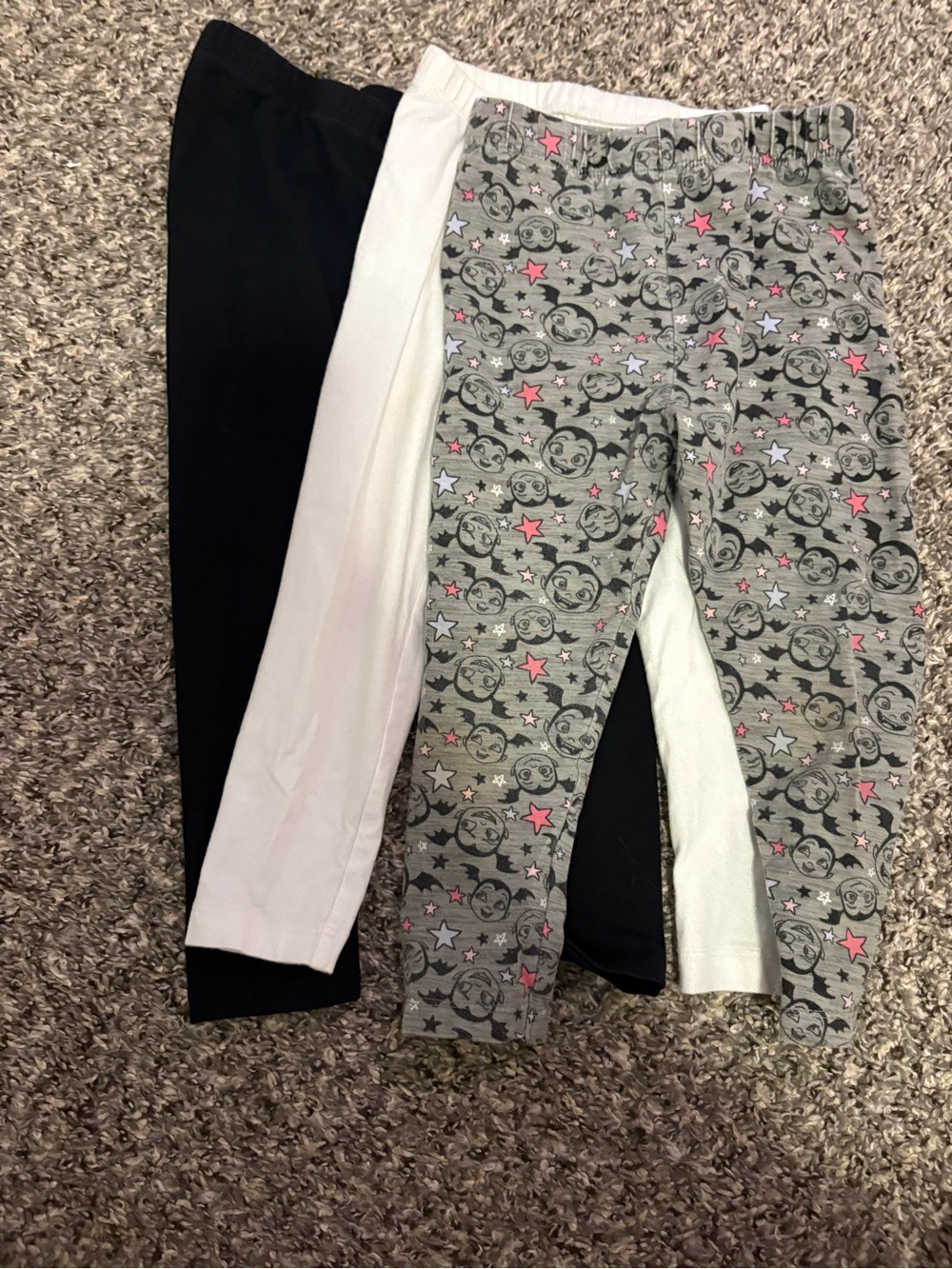 GUC bundle of 3 3T Girls leggings